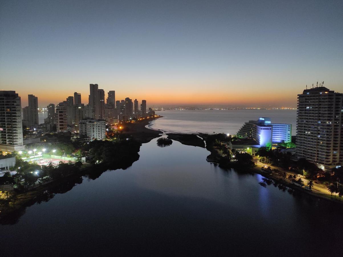 Apartamento De Lujo Con Vista Al Mar - Excelente Ubicacion Cartagena Luaran gambar
